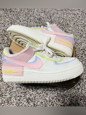 (EUC) Women’s Nike Air Force 1 Shadow” Cashmere” Colorway Style code:C10919-700